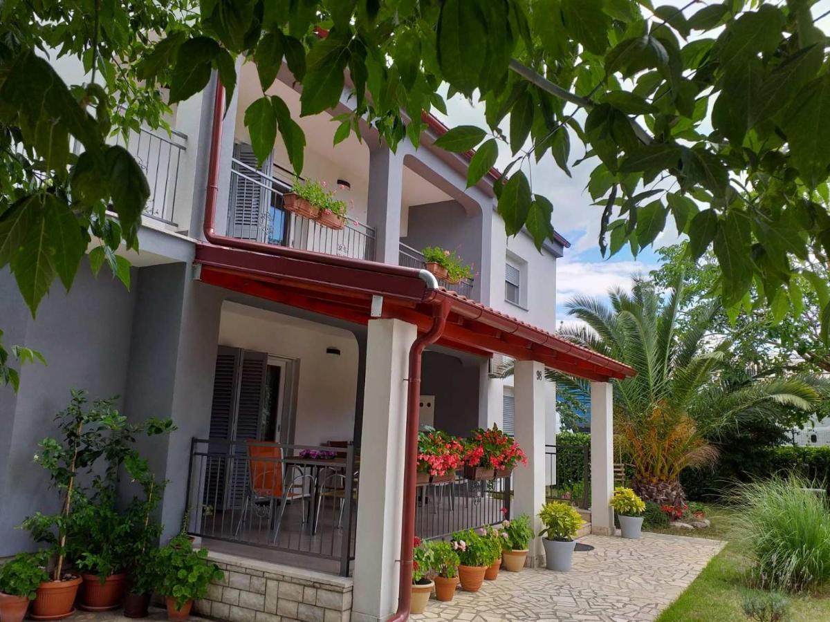 Apartment Nevia Fažana Exteriér fotografie